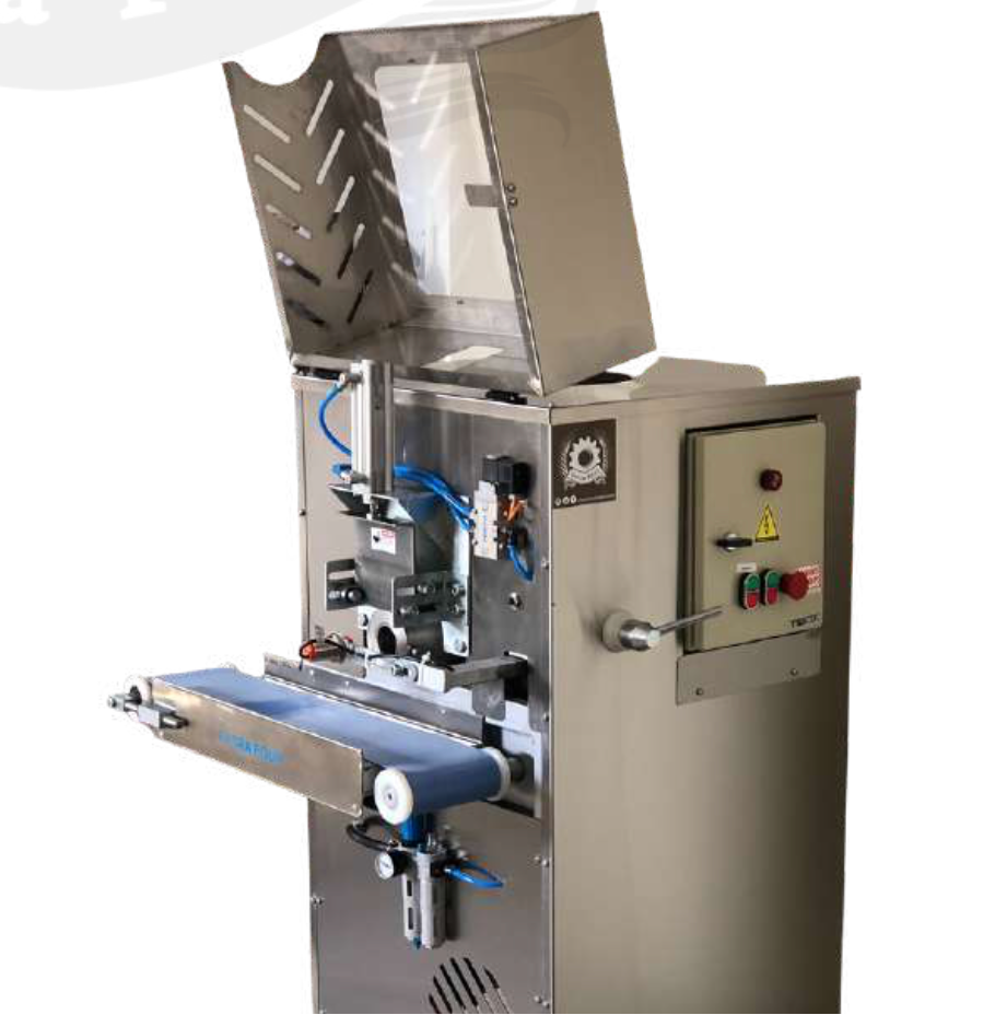 Semi-Automatic Dough Divider