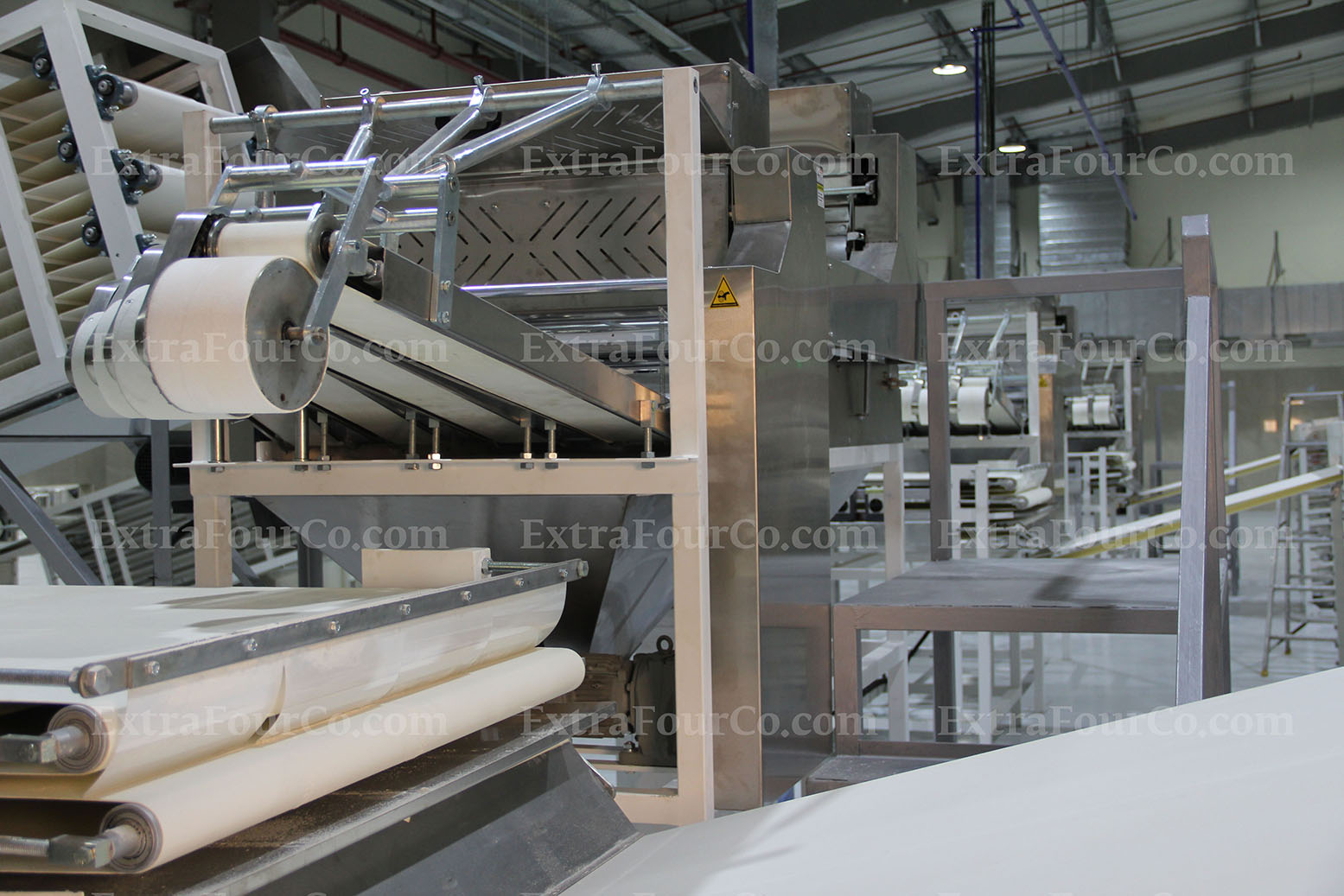 Arabic bread pita sheeter flattener